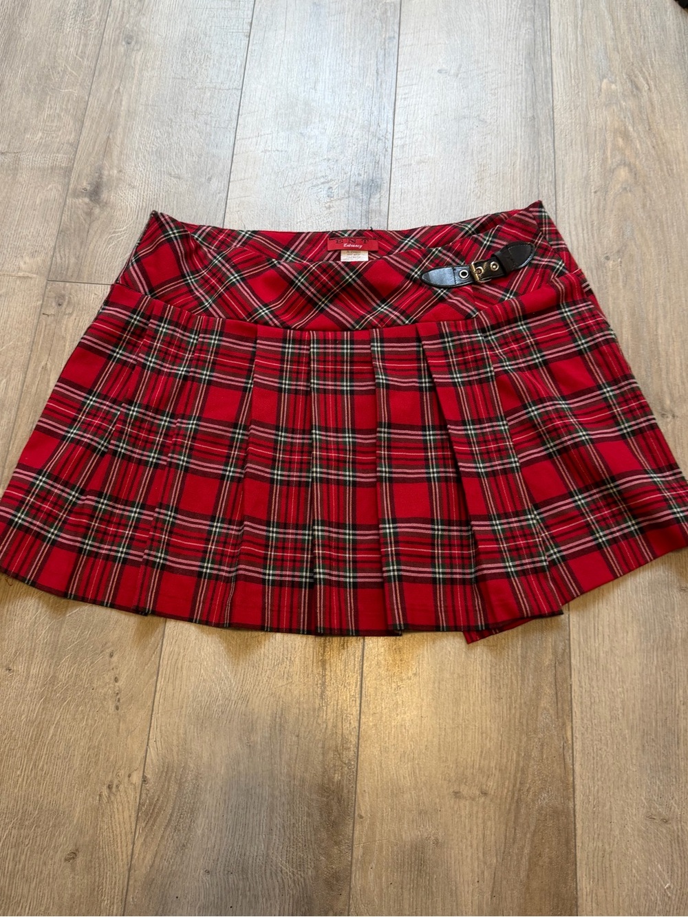 Red Plaid Pleated Mini Skirt with Buckle Detail
